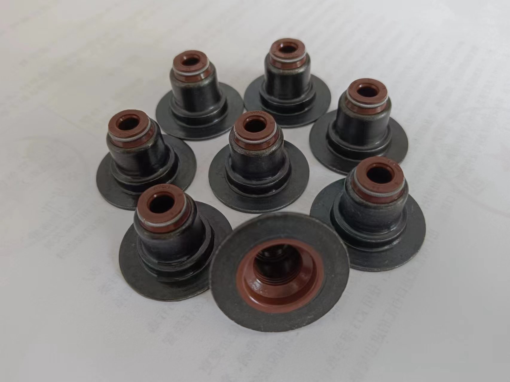 Custom Sizes Valve Oil Seal FKM Rubber Oil Seal Valve Stem Seal OE