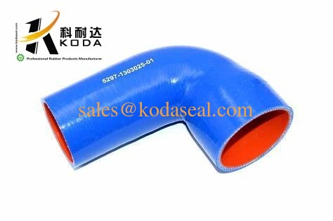 5297-1303025-01 Kamaz Silicone Rubber Hose Red color Blue Color 5297-1303025-01 D60/70x140/100 / KAMAZ Heavy Truck