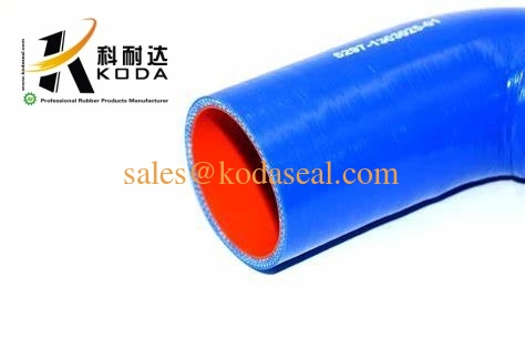 5297-1303025-01 Kamaz Silicone Rubber Hose Red color Blue Color 5297-1303025-01 D60/70x140/100 / KAMAZ Heavy Truck